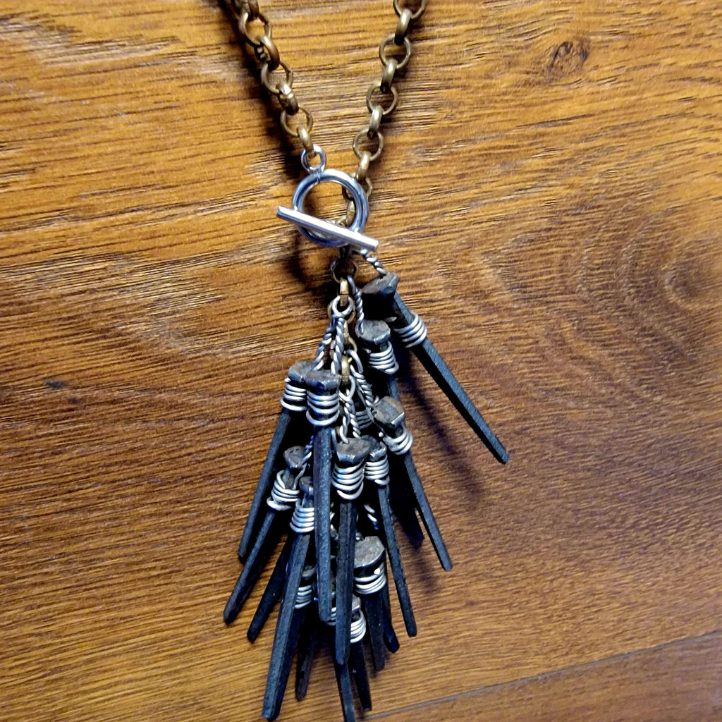 Modius Plumarum Primo